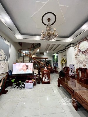 nhà 4 tầng hxh 7m - gần aeon mall tân phú - dt 80m2 - nhỉnh 8 tỷ