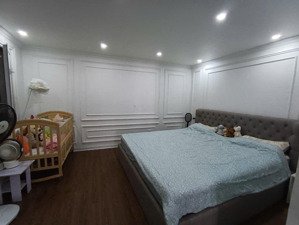 cho thuê nhà 5 tầng ô tô tránhở tứliênâucơtâyhồhà nộidiện tích70m2,mặt tiền5m2,giá 24 triệu/1 tháng