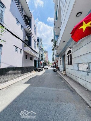 hàng ngộp chỉ 113tr/m2 giảm 1tỷ còn 7.7tỷ hxh hoàng hoa thám phú nhuận 68m dài khủng 21m 3 tầng 4pn