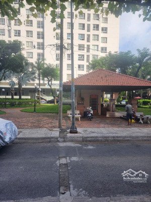 chính chủ cần bán căn hộ chung cư 52 chánh hưng duplex có thang máy lầu 4,