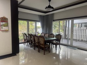 chính chủ bán biệt thự đơn lập vườn tùng ecopark giá tốt nhất thị trường