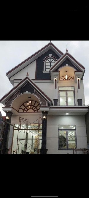 biệt thự đẳng cấp, 315m2, ngang hơn 8m, cạnh bigc go, tthc dĩ an, đông hoà, tp hcm chỉ hơn 20tỷ