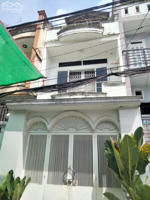 Hẻm xe tải LẠC LONG QUÂN , khu phân lô .