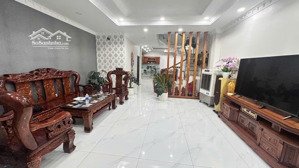 bán nhà bề thế, mặt tiền, 93m2, hiệp thành, nhỉnh 6 tỷ400tr