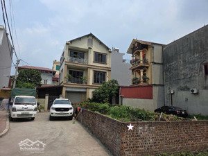 mảnh đất siêu đẹp tại kiêu kỵ gia lâm 70m2 mặt tiền hơn 5m đường 2 oto tránh