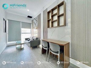 căn hộ 1 phòng ngủ mới 100% - bancolny - sàn gỗ full nội thất gần công viên gia định