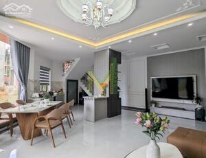 BÁN GẤP NHÀ 2 MẶT TIỀN MỚI XÂY DỰNG ĐƯỜNG AN SƠN, ĐÀ LẠT, VỊ TRÍ ĐẸP ĐẮC ĐỊA CỦA TOÀN KHU