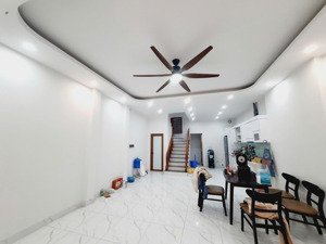 bán nhà 4 tầng chủ nhà mới xây ở 59m2 mt 5m hậu dưỡng, kim chung, đông anh