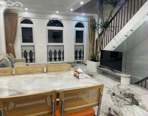  NGÕ THÔNG KINH DOANH - 6 TẦNG THANG MÁY - NỘI THẤT XỊN XÒ – TẦM TIỀN HIẾM