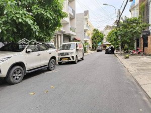 hẻm xe tải kinh doanh xvnt thông d5-d2 đh ngoại thương hutech,4tầng -sổ vuông a4-7pn khép kín-50m2.