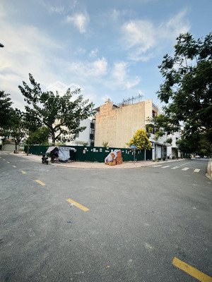 bán lô góc view công viên hướng nam mát mẻ kđt lê hồng phong i giá nhỉnh 9.2 tỷ bao ép cọc