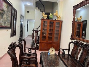 bán nhà riêng 35m2 xây 4 tầng, ngõ phố thụy khuê, cạnh chợ bưởi, tây hồ. nhà gần đường lớn, 7,3 tỷ.