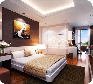 chính chủ cần bán căn hộ 138m tầng trung tòa b thăng long number.giá tốt.nhà mới làm nội thất