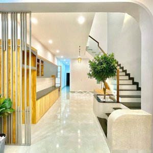 bán nhà tây tựu 38m2, 2 thoáng, 2 phút đến đường to ô tô tránh, ở sướng, giá siêu tốt 5.2 tỷ