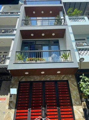 kẹt tiền bán gấp nhà bùi thị xuân,p.phạm ngũ lão,q.1 giá 4tỷ350/72m2 thuê 36 gần chợ bến thanh