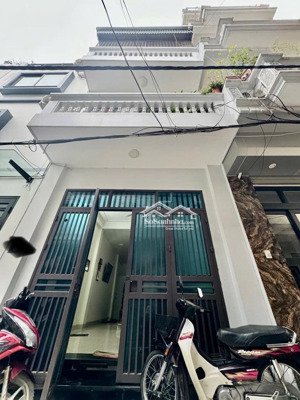 nhà thuỵ phương, đông ngạc, phân lô 40m2, mt 4m, ô tô chạy vòng quanh, giá nhỉnh 6 tỷ