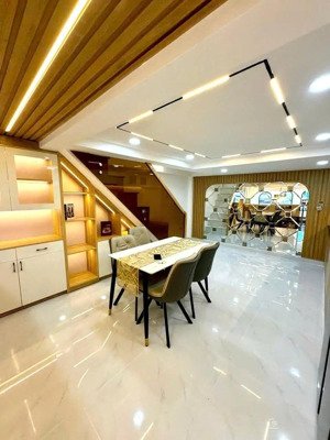 khu biệt thự, không nhà bán nguyễn văn đậu, p5, phú nhuận. (4,5x16m) sẵn 5 tầng. chỉ 14,5 tỷ tl.