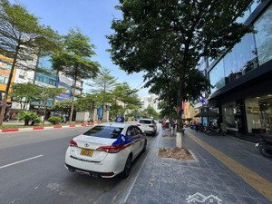 hạ chào 3 tỷ! gấp mặt phố nguyễn hoàng, nam từ liêm, 80m, 6 tầng thang máy, 42 tỷ