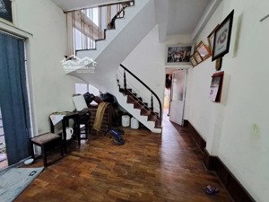 bán nhà riêng tại đường hoàng mai, phường giáp bát, hoàng mai, hà nội, 6,8 tỷ, 28 m2, 5 tầng.