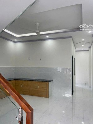bán nhà riêng đang cho thuê 14 triệu/ tháng tại thạnh xuân 52, 2,4 tỷ, 80 m2, gần chợ, trường học.