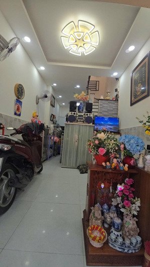 bán nr tại âu dương lân, 3,25 tỷ, 22m2, 2pn, 2wc, 2 tầng, uy tín chỉ với