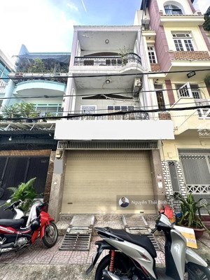 nguyễn xí mặt tiền đường 10m ô tô vào nhà - 3 tầng - vị trí siêu đẹp kinh doanh tốt - vuông vức
