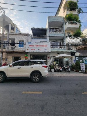 mặt tiền nguyễn văn công p3, gv, 4x15.2, 3 tầng, đang cho thuê 16tr/tháng. hướng đông nam. 11.6tỷ