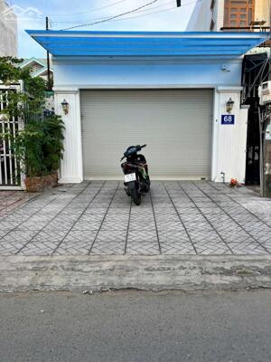 Bán nhà trệt rộng 100m2 có sân đậu ô tô - Khu Dân Cư Hưng Phú 1