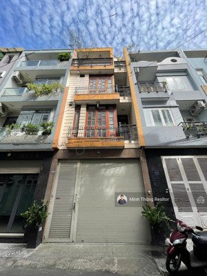 trump nói nhà rẻ nhất đường hoa! hầm 4tst(4.5x13m) vuông vức, view đỉnh khu hoa lan chỉ 17.3 tỷ