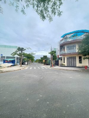 bán lô đường 7,5m gần chung cư hoà hiệp 4