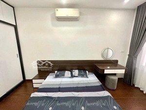 nhà ở tt cầu giấy, xây mới 35m2, 5 tầng, 50m ra ô tô, ngõ thông rộng ba gác đua