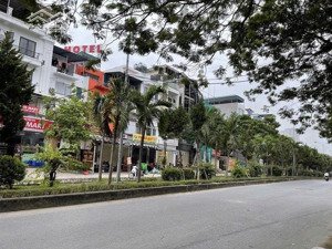 mặt phố trịnh văn bô, nam từ liêm 110m 28.2 tỷ