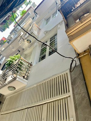 chính chủ bán nhà đào tấn 4 tầng, dân trí cao, gần lotte 13.5 tỷ , trung tâm ba đình