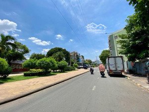 58m2,hxh, 4 tầng,mt4m, tân sơn nhì , tân phú, chỉ 8 t,ỷ