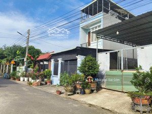 chủ gửi bán đất thới hòa sát mp3 và ql13, gần trường cấp 2. diện tích 5x48 tc 80m. gía chỉ 1,38 tỷ