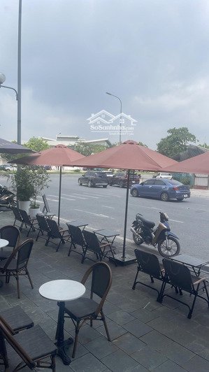 bán đất vàng bát khối long biên zá 4ty15 39m2 sổ đỏ chính chủ, ngõ ô tô vào tận nơi.