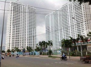 chính chủ bán gấp căn hộ tầng trệt giai việt chánh hưng q8 115m2 2pn sổ hồng.lh 