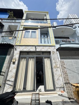 chính chủ bán gấp nhà hẻm 4m thạch lam [4m x 11m] 2 lầu đúc kiên cố