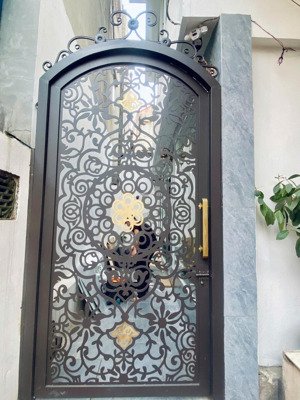 cho thuê nhà mới, dân xây: 4 tầng xuân đỉnh. dt 47.6m2