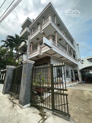 bán nhà 3 tầng gần biển ô tô đậu tận sân, vĩnh thọ, phường bắc nha trang