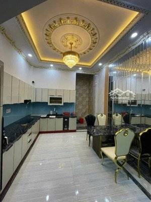 khu biệt thự 4 tầng bình hưng hoà b bình tân diện tích 4x16,5m giá 6 tỷ.