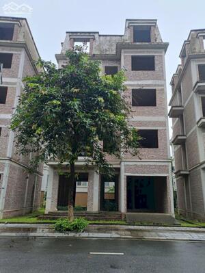 Biệt Thự Mặt Hồ LIDECO căn duy nhất 359m2-5T, 2 mặt đường, giá 68,5 tỷ