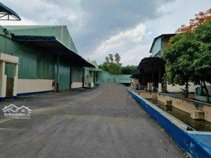 cần bán nhà xưởng 13389m2 khu cn mỹ phước 4, bến cát bình dương, giá 75 tỷ , lh mr tương 