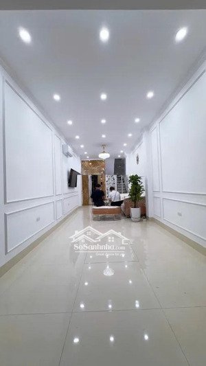 chính chủ bán nhà đội cấn tt ba đình, 6 tầng thang máy,ngõ ba gác tránh, 3 bước ra phố