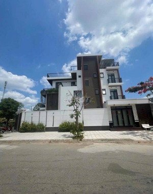 bán biệt thự đơn lập góc 2 mt đường số 9 và số 5 khu miền nam, hưng phú, cái răng,tp. cần thơ