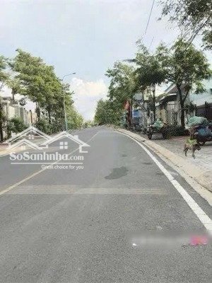 chủ cần bán gấp đất tương bình hiệp tdm bd - dt 4,5 x 23 = 99m2 tc60m -nhánh lê văn tách-giá 1t950