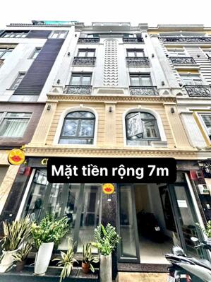 XE TẢI ĐỖ CỬA NGUYỄN XÍ - NHÀ 5 TẦNG 6PN NGANG KHỦNG 7M - DTS 172M2 - 9.5T