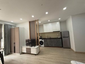 studio full nội thất millennium ở liền lh 