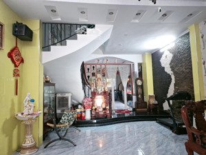bán nhà - chỉ 12.5 tỷ - 4 tầng - 110m2 ( 5,8x19 ) - xe hơi ngủ trong nhà - huỳnh tấn phát , quận 7