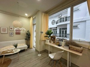 cho thuê phòng full nội thất ban công 32m2, đường lê văn sỹ, quận 3
